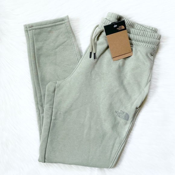 The North Face Women’s Crop Joggers In Tea Green - Picture 1 of 7